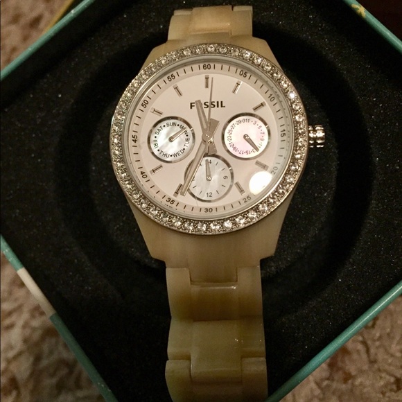 Fossil Watch - Picture 2 of 4